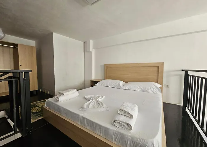 Sunshine Apartment Sarande